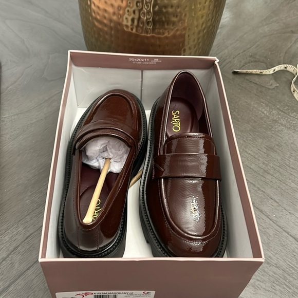 Franco Sarto Ream Loafers - Picture 2 of 6